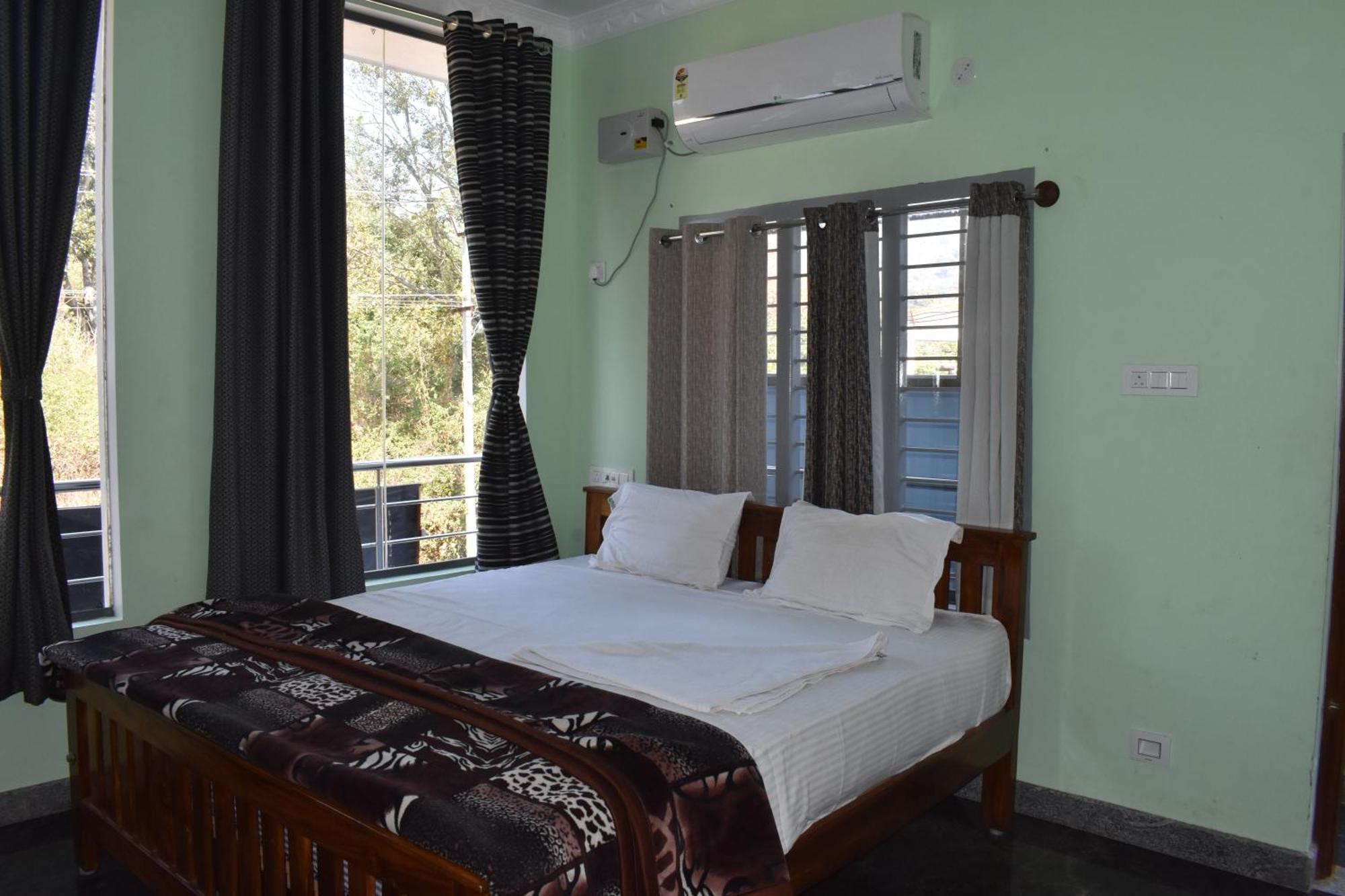 Yelagiri Goldhill Resort Exterior photo