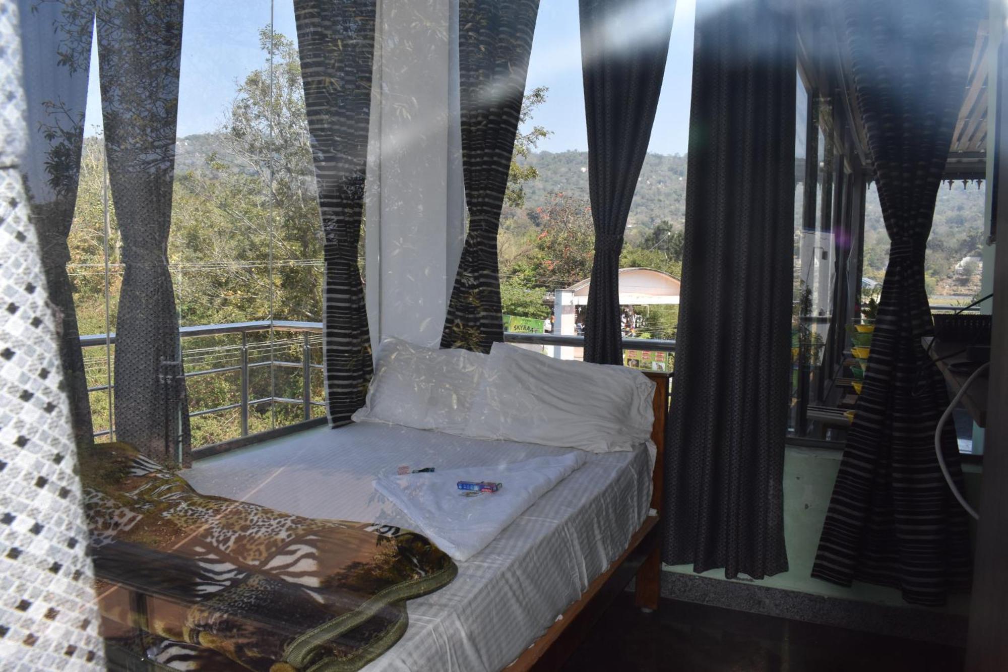Yelagiri Goldhill Resort Exterior photo