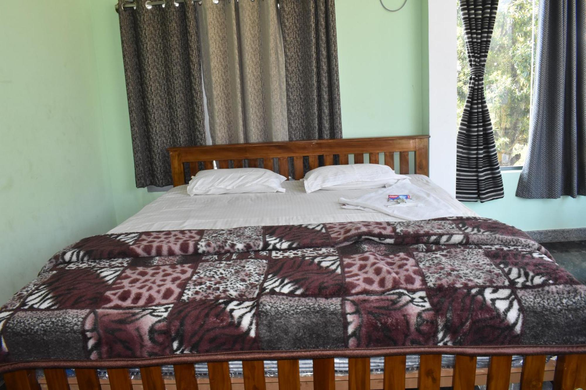 Yelagiri Goldhill Resort Exterior photo